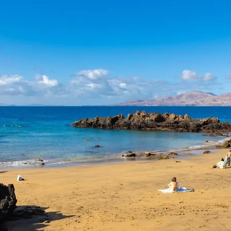 Julianne 4 Puerto del Carmen (Lanzarote)