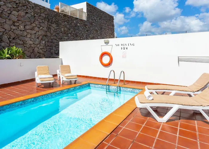 Julianne 4 Tatil Evi