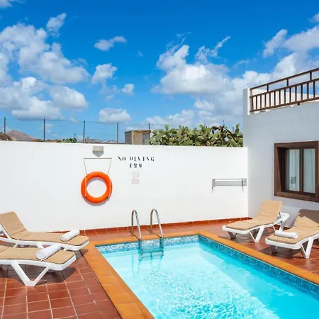 Julianne 4 Puerto del Carmen