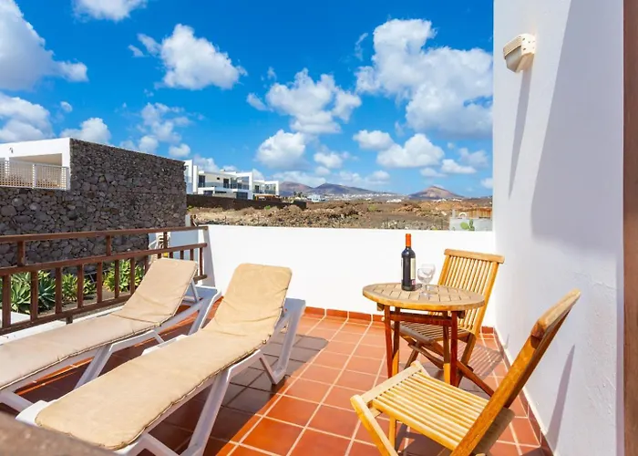 Julianne 4 بويرتو ذيل كارمين